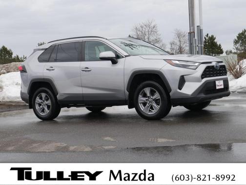 2022 Toyota RAV4 Hybrid XLE