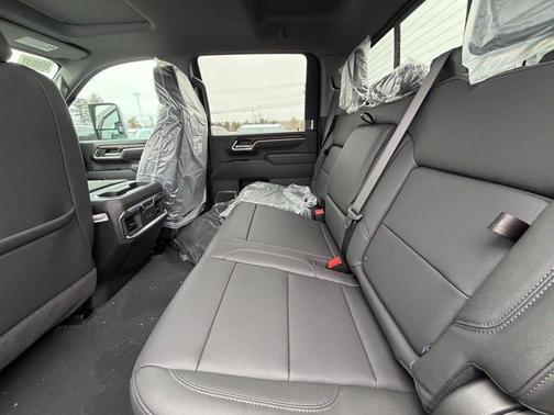 2026 GMC Sierra 2500 SLT