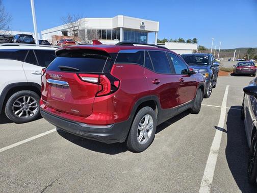 2023 GMC Terrain SLE