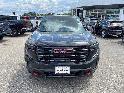 2025 GMC Acadia AT4
