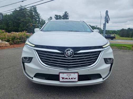 2022 Buick Enclave Essence