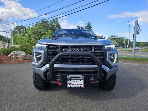 2024 GMC Canyon AT4X