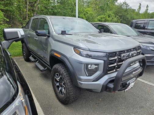 2024 GMC Canyon AT4X