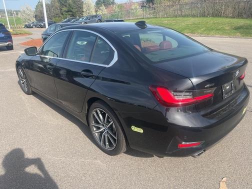 2022 BMW 330e xDrive