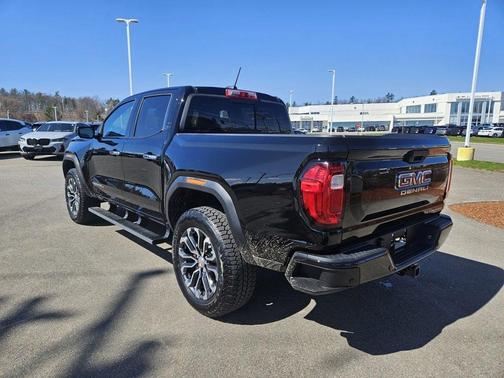 2024 GMC Canyon Denali