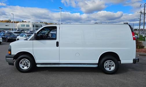 2024 GMC Savana 2500 Work Van
