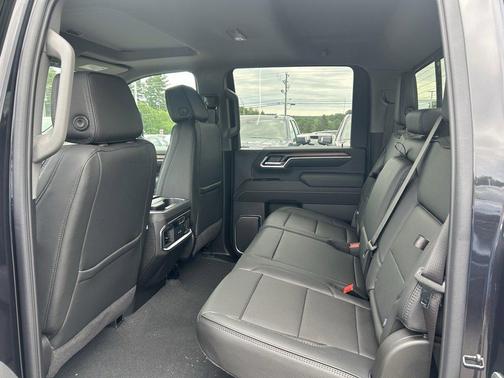 2025 GMC Sierra 2500 Denali