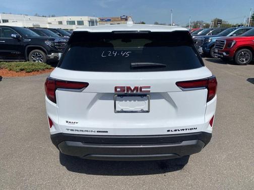 2025 GMC Terrain Elevation