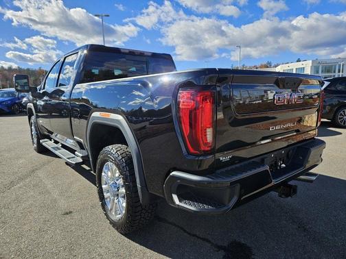 2020 GMC Sierra 2500 Denali