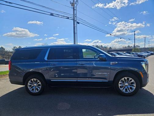 Metallic 2025 GMC Yukon XL Denali
