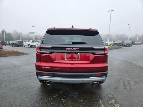 2024 GMC Acadia Elevation