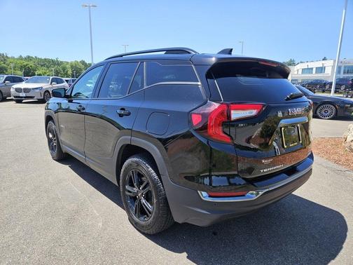 2023 GMC Terrain AT4