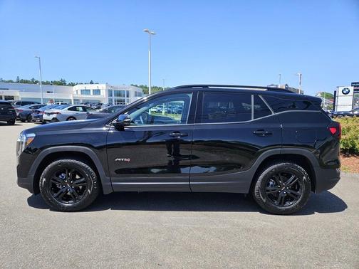 2023 GMC Terrain AT4