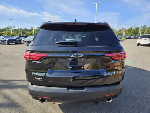 2022 Chevrolet Traverse LS