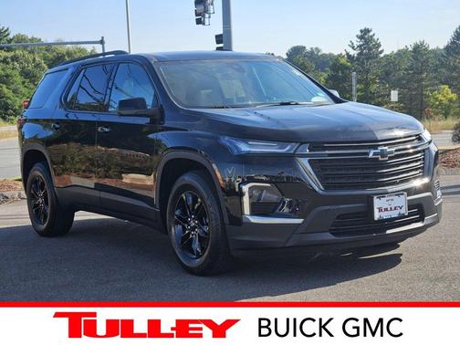2022 Chevrolet Traverse LS