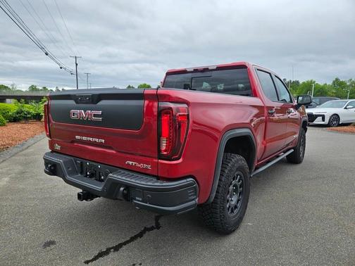 2024 GMC Sierra 1500 AT4X