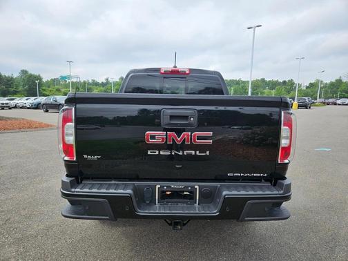 2022 GMC Canyon Denali