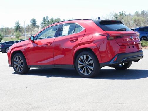 2023 Lexus UX 250h F SPORT Design