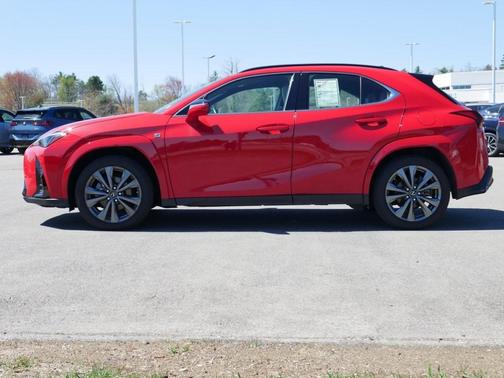 2023 Lexus UX 250h F SPORT Design