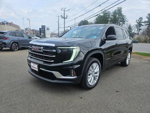 2024 GMC Acadia Elevation