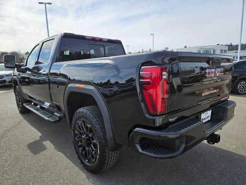 2025 GMC Sierra 2500 Denali