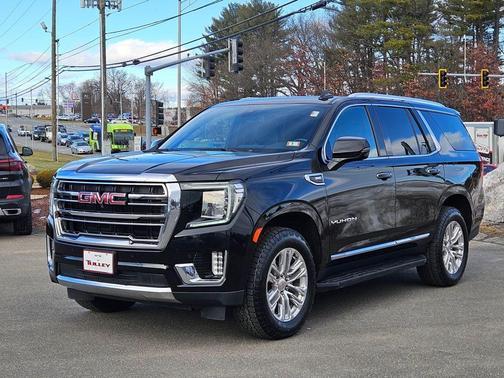2022 GMC Yukon SLT