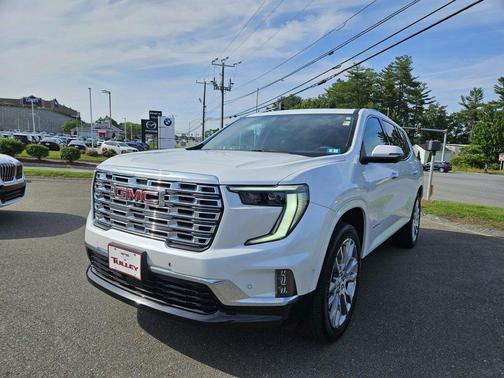 2024 GMC Acadia Denali