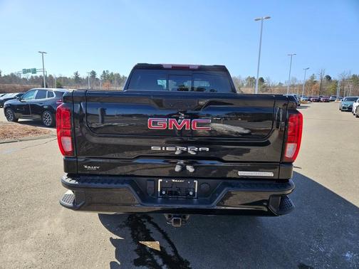 2022 GMC Sierra 1500 Elevation