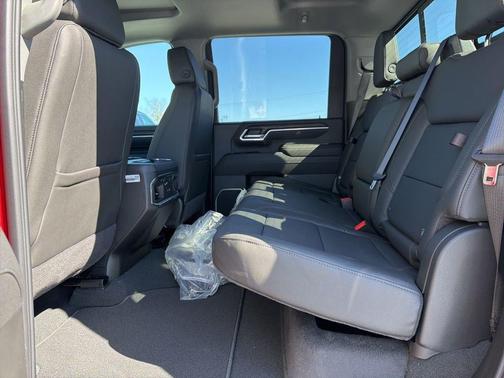 2026 GMC Sierra 2500 SLT