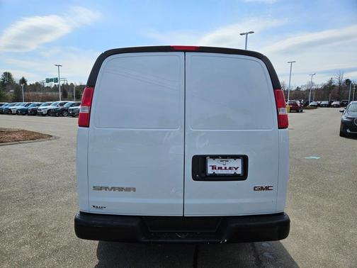 2024 GMC Savana 3500 Work Van