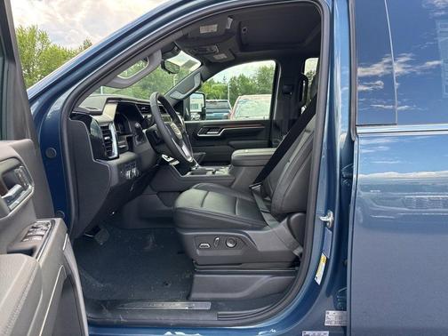 2025 GMC Sierra 2500 Denali