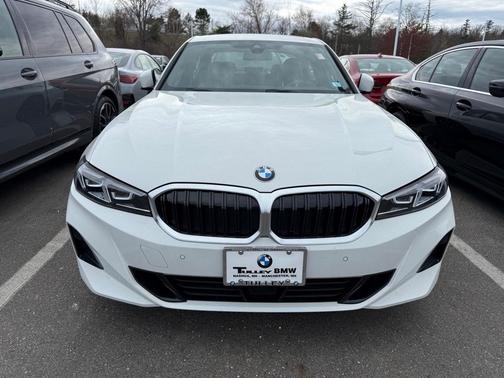 2025 BMW 330 i xDrive