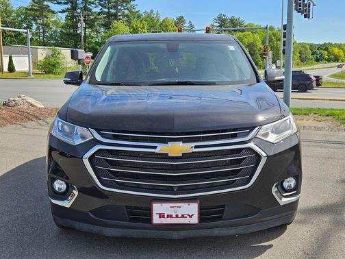 Mosaic Black Metallic 2020 Chevrolet Traverse LT Leather