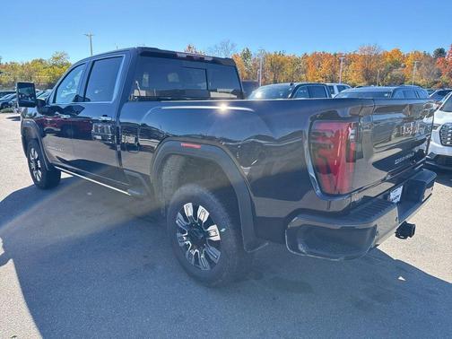 2025 GMC Sierra 2500 Denali