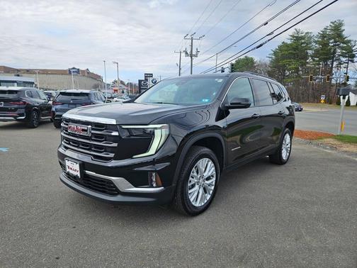 2024 GMC Acadia Elevation