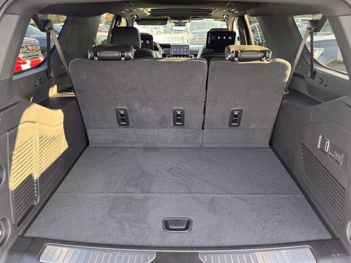 2025 GMC Yukon XL AT4 Ultimate