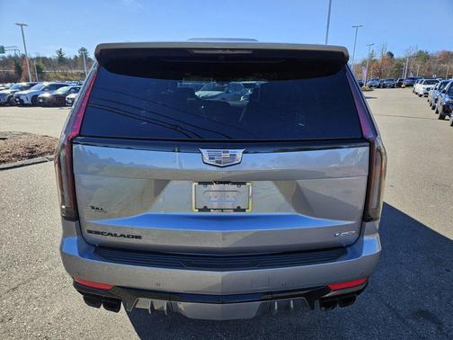 2023 Cadillac Escalade V-Series