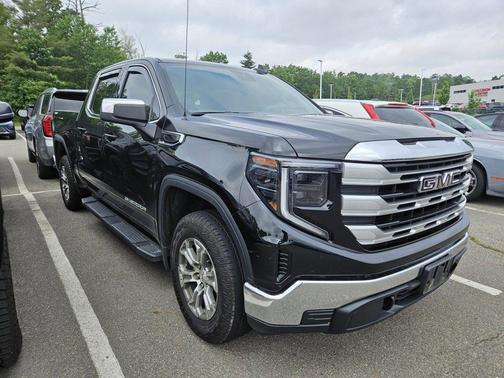 2024 GMC Sierra 1500 SLE