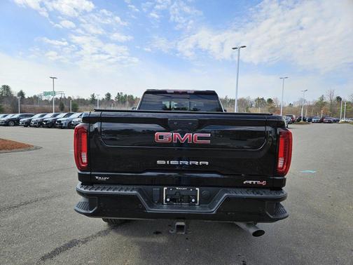 2023 GMC Sierra 2500 AT4