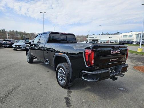 2023 GMC Sierra 2500 AT4