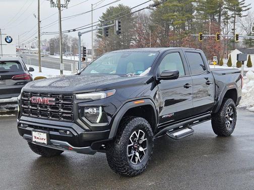 2024 GMC Canyon AT4X