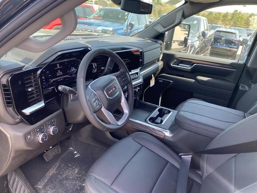 2025 GMC Sierra 2500 SLT