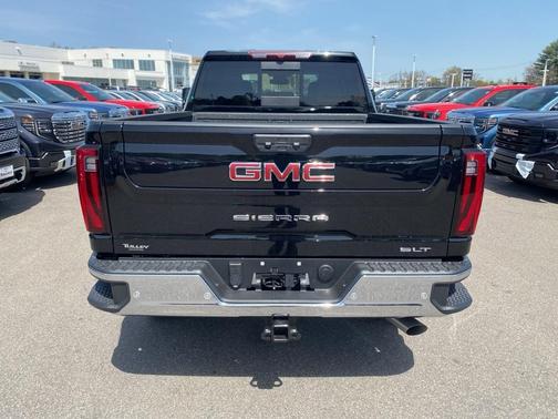 2025 GMC Sierra 2500 SLT