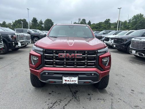 2025 GMC Canyon AT4