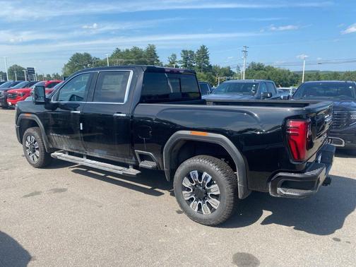 2025 GMC Sierra 2500 Denali
