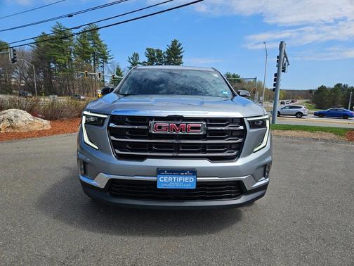 2024 GMC Acadia Elevation