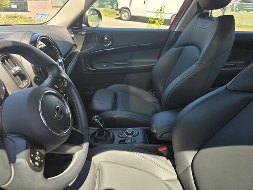 2023 MINI Countryman Cooper S