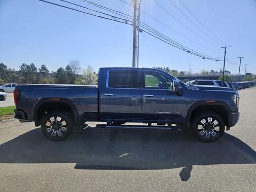 2025 GMC Sierra 2500 Denali