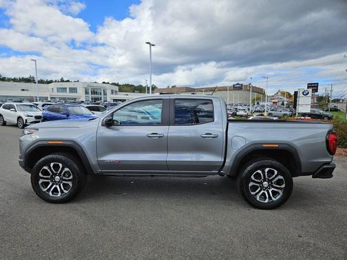 2023 GMC Canyon AT4