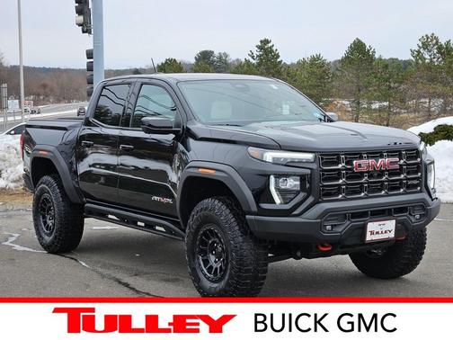 2025 GMC Canyon AT4
